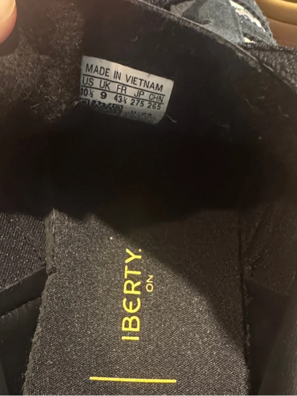 adidas gently used